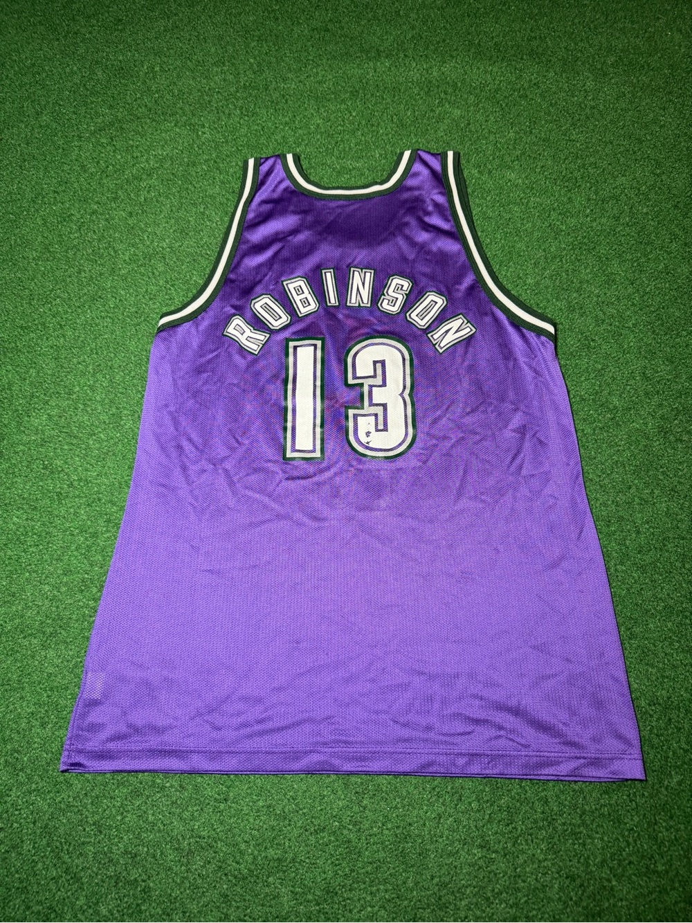 Vintage 90s Milwaukee Bucks Glenn Robinson Jersey, NBA Basketball Champion (XL)